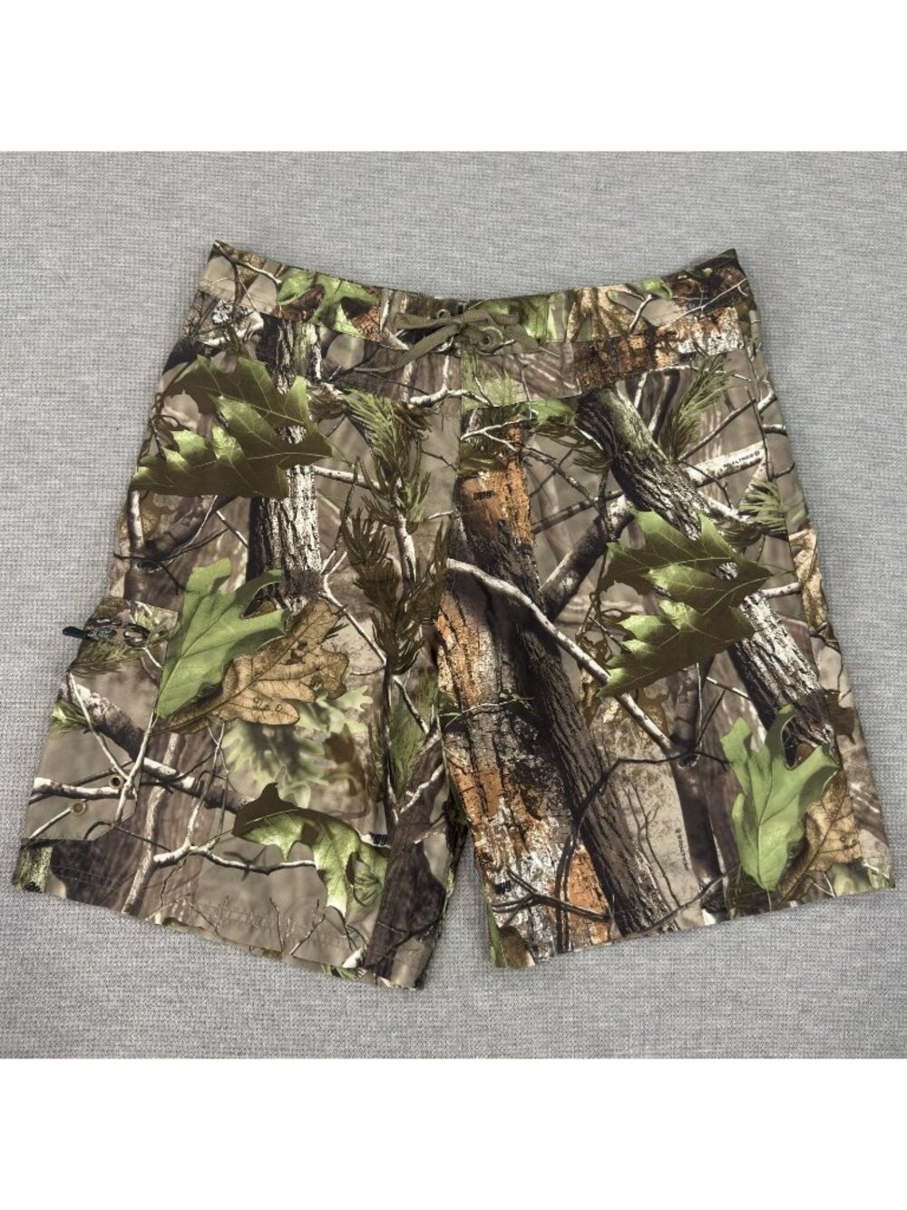 Cabela's Board Shorts Mens 36 RealTree APG Camo Side Cargo Zip Pocket Tie Waist